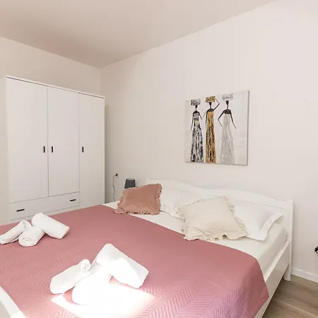 Bonaca Lägenhet Trogir